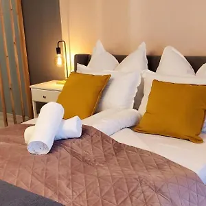 Dn Rose Apartmant , Budapesta Ungaria